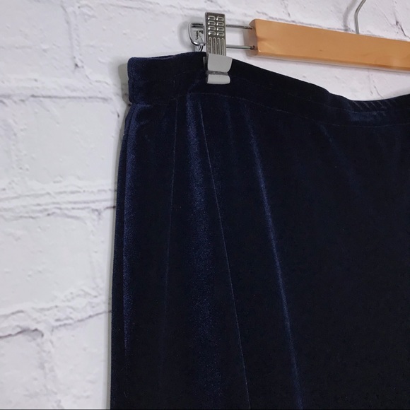 SOLD!⚡️Saks Fifth Avenue Blue Velvet Maxi Skirt - Picture 2 of 7